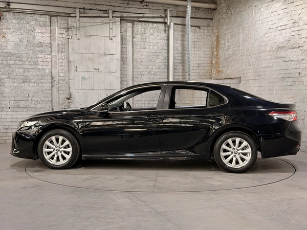 2020 Toyota Camry Ascent Sport Hybrid CVT FWD