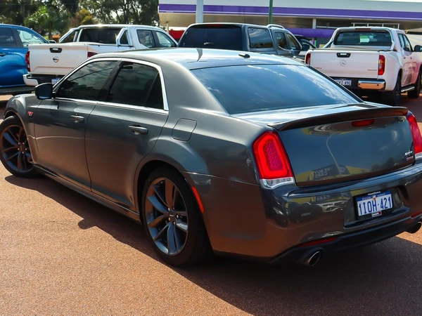 2019 Chrysler 300 SRT Core Automatic Petrol
