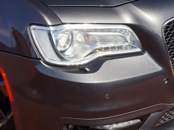 2019 Chrysler 300 SRT Core Automatic Petrol