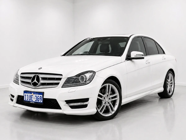 2012 Mercedes-Benz C200 BlueEFFICIENCY Elegance Sedan Rear Wheel Drive Automatic