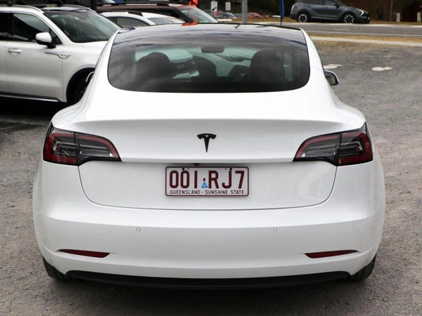 2022 Tesla Model 3 Rear-Wheel Drive Automatic Electric