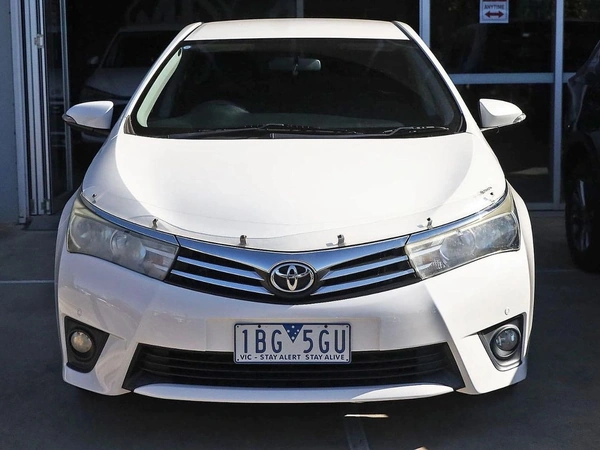 2014 Toyota Corolla SX Automatic Reversing Camera Bluetooth