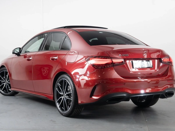 2025 Mercedes-Benz A200 Special Edition Front Wheel Drive Dual-Clutch