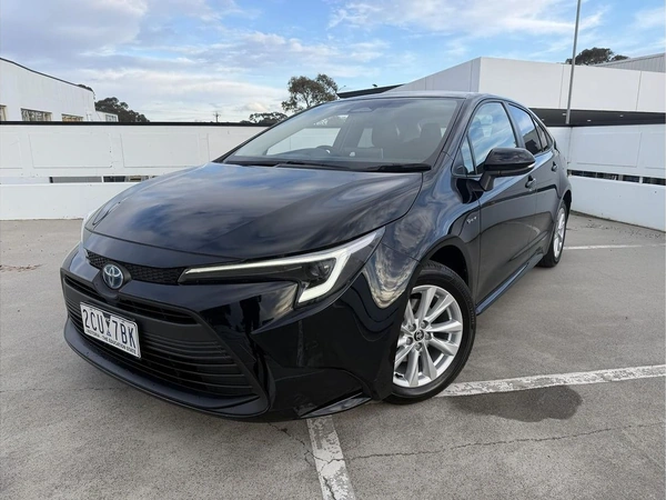 2025 Toyota Corolla SX Hybrid Automatic