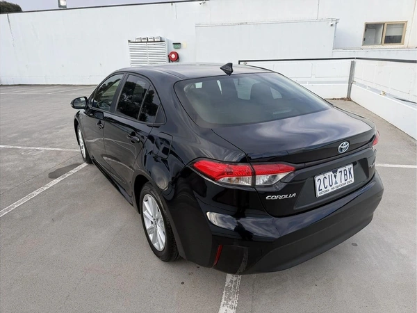 2025 Toyota Corolla SX Hybrid Automatic